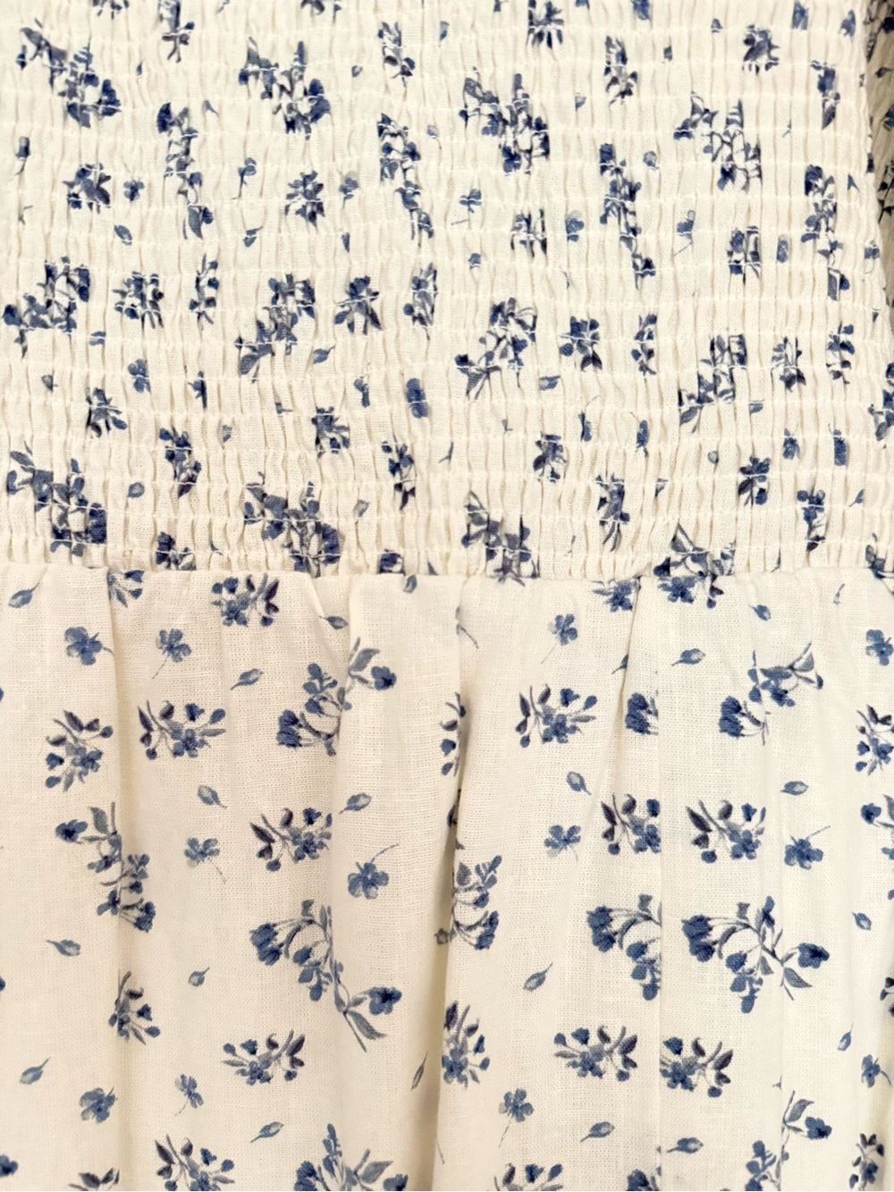 House of Harlow 1960 White Midi Dress with Blue Floral Print - Picture 3 of 3